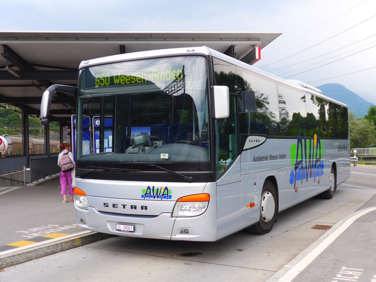 (151'828) - AWA Amden - Nr. 1/SG 39'001 - Setra am 23. Juni 2014 beim Bahnhof Ziegelbr�cke
