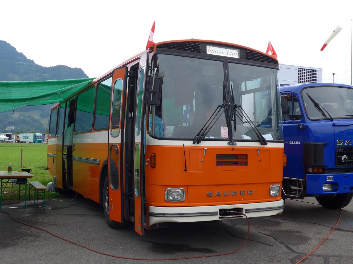 (151'902) - Mangold, Oberengstringen - ZH 368'719 - Saurer/Hess (ex RhV Altst�tten Nr. 45) am 28. Juni 2014 in Interlaken, Flugplatz