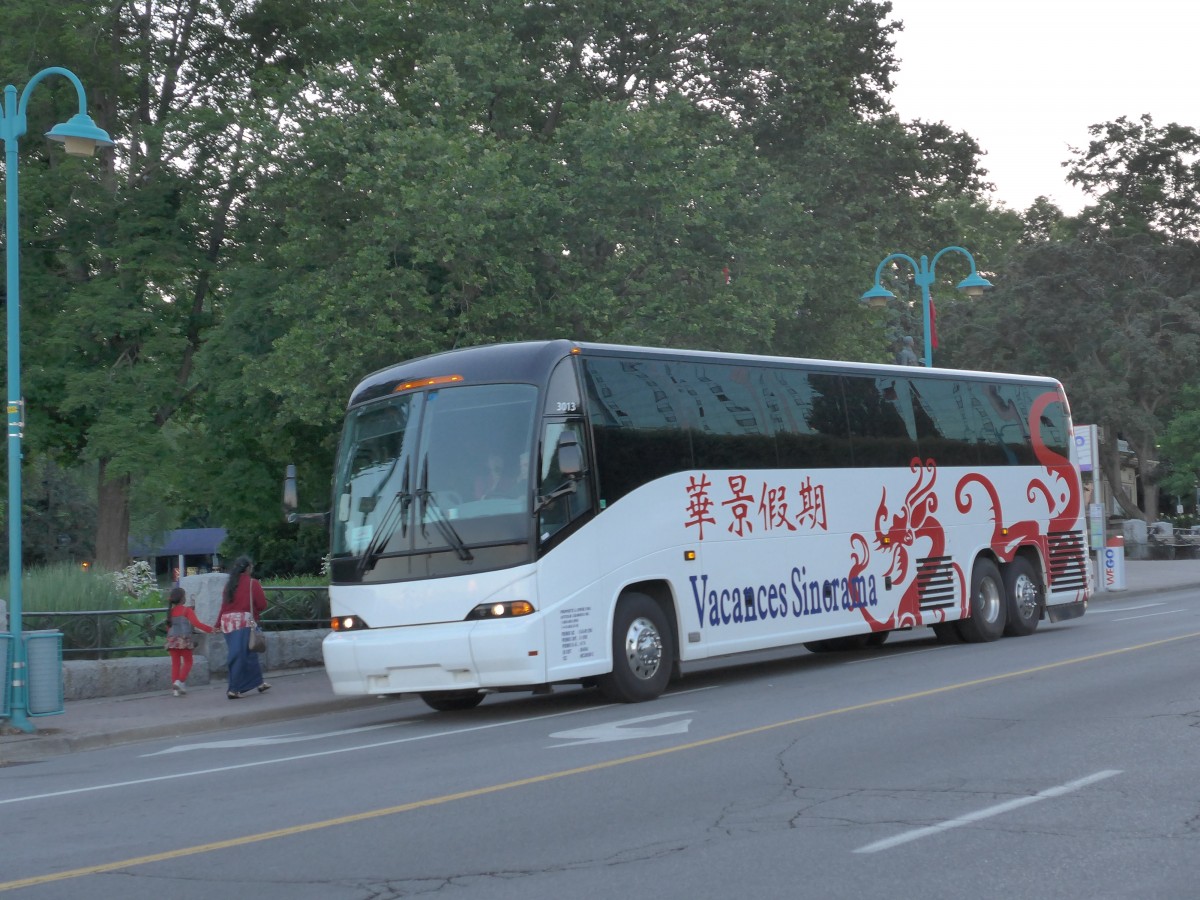 (152'892) - Jeannois, Montr�al - Nr. 3013/A 78'200 - MCI am 15. Juli 2014 in Clifton Hill, Niagara Falls