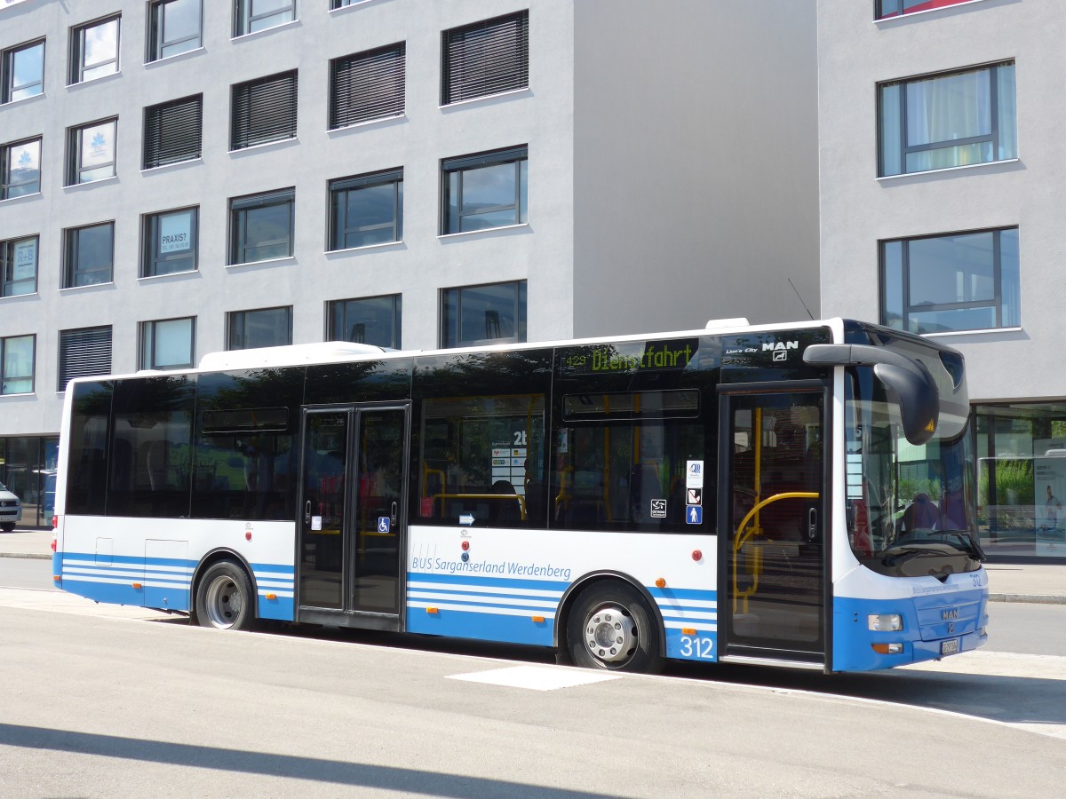 (154'354) - BSW Sargans - Nr. 312/SG 297'504 - MAN/G�ppel am 21. August 2014 beim Bahnhof Sargans