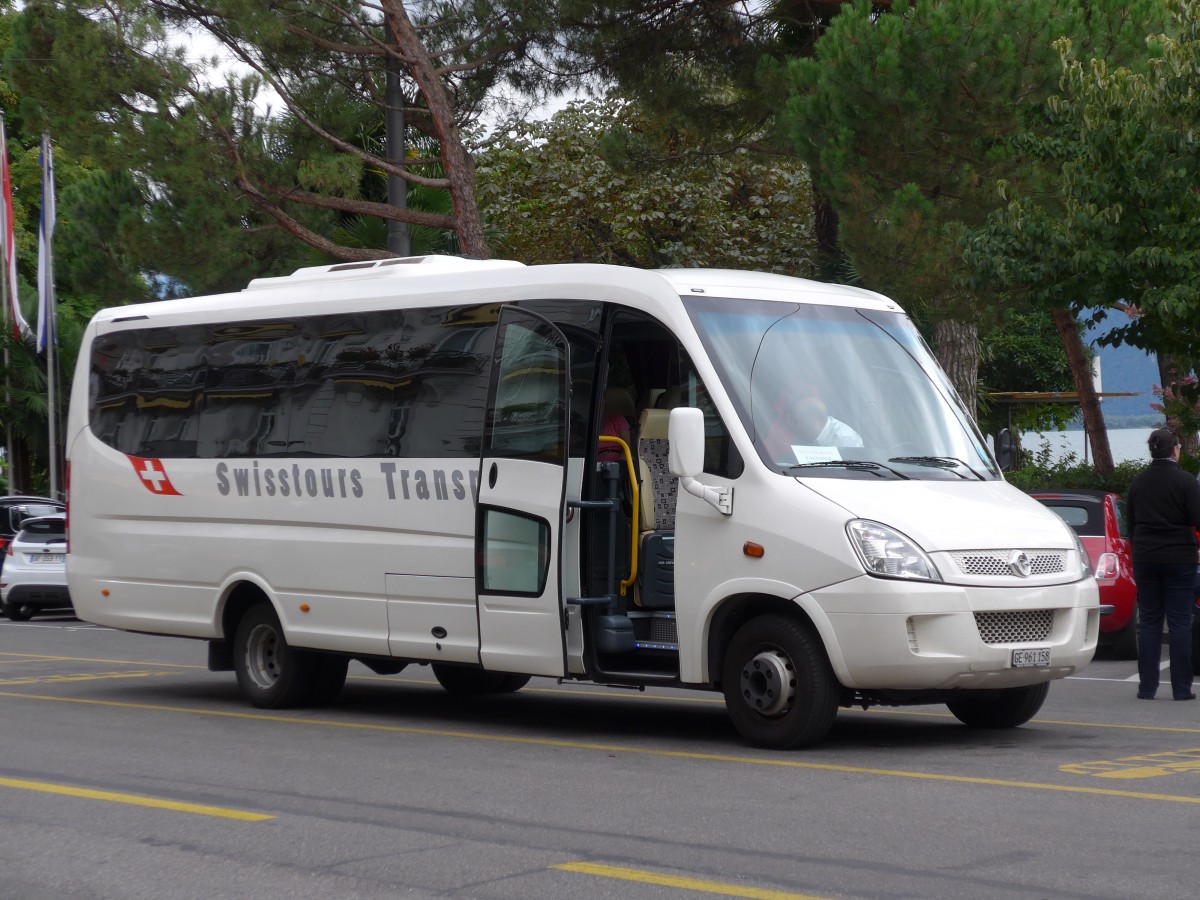 (154'405) - Swisstours Transport, Gen�ve - GE 961'158 - Irisbus am 23. August 2014 in Montreux, Escaliers de la Gare