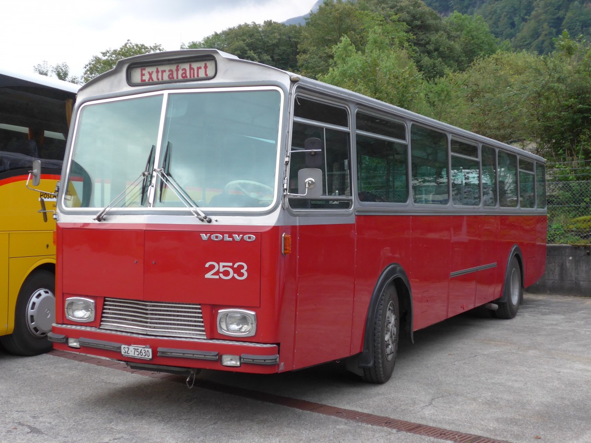 (154'701) - Iten, Ibach - Nr. 253/SZ 75'630 - Volvo/T�scher (ex Zivilschutz, Winterthur; ex WV Winterthur Nr. 253) am 30. August 2014 in Meiringen, Balm