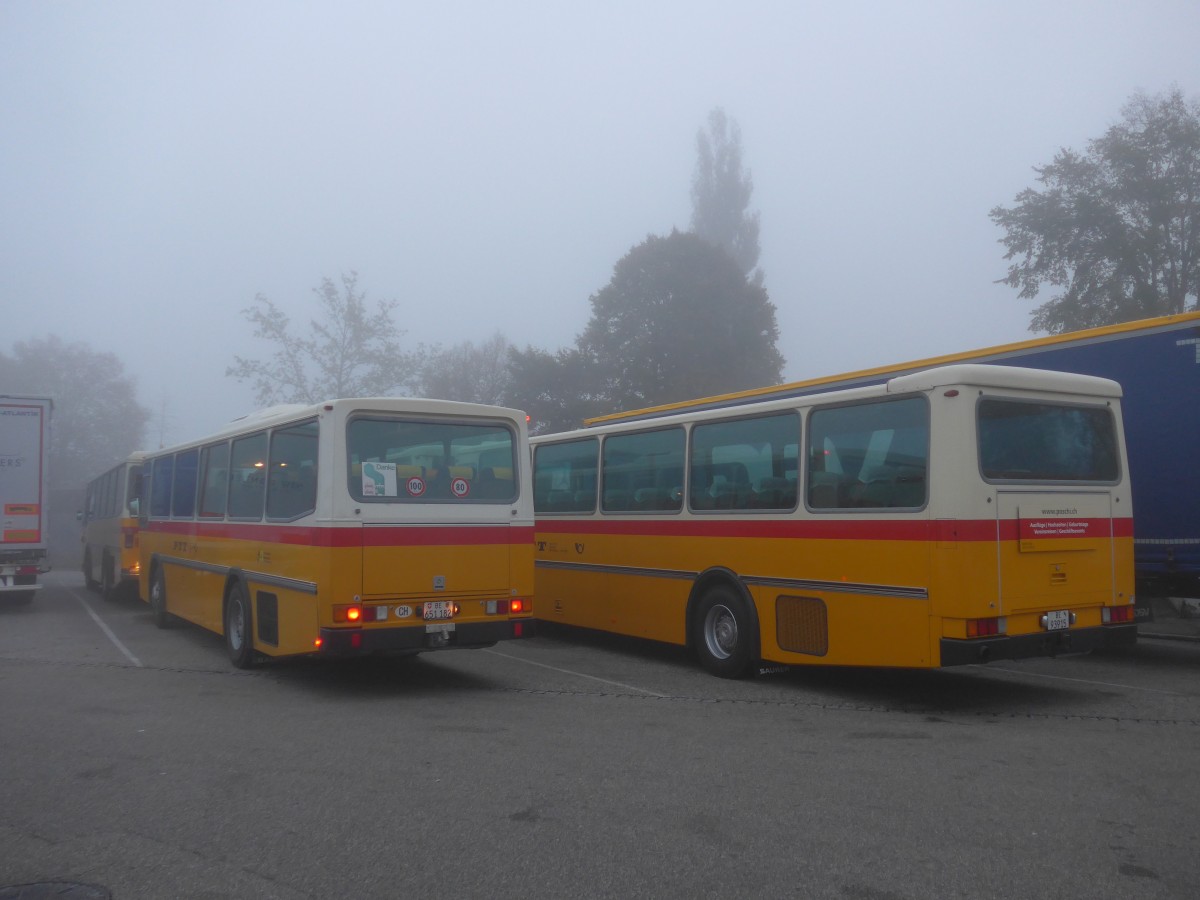 (155'602) - Bernair, M�nsingen - BE 651'182 - Saurer/T�scher (ex Schebath, Lauerz; ex Albin, F�llanden; ex Heim, Flums) + Kolb, Matten - Nr. 3/BE 93'915 - Saurer/R&J (ex Schmocker, Stechelberg Nr. 3; ex Nr. 1; ex Gertsch, Stechelberg Nr. 1) am 12. Oktober 2014 in Deitingen, Autobahnrastst�tte 