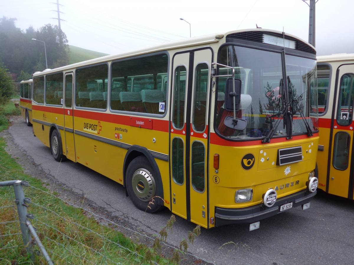 (155'604) - F�ssler, Unteriberg - Nr. 6/SZ 5232 - Saurer/R&J (ex Sch�rch, Gutenburg Nr. 6; ex P 24'358) am 12. Oktober 2014 in K�ssnacht, Rest. Frohsinn