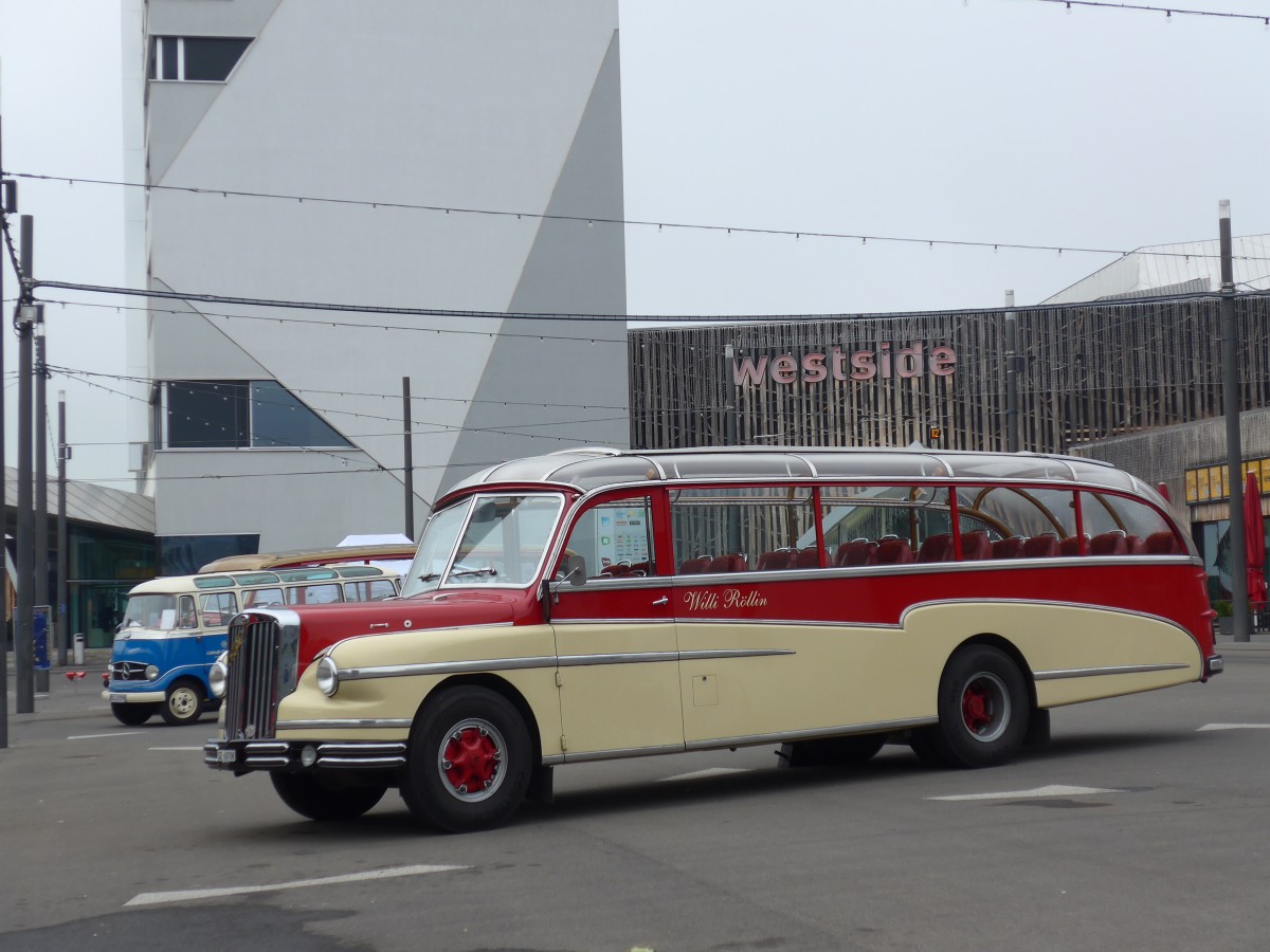 (156'103) - R�llin, Hirzel - SZ 60'708 - FBW/FHS (ex Fl�ckiger, Rickenbach; ex Rieben, Aesch; ex Pfister, Th�rnen) am 26. Oktober 2014 in Bern, Gilberte-de-Courgenay-Platz