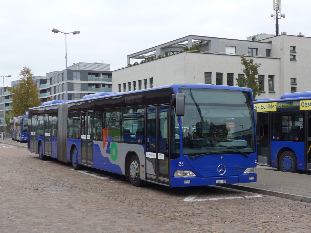 (156'193) - VZO Gr�ningen - Nr. 28/ZH 584'628 - Mercedes am 28. Oktober 2014 beim Bahnhof Wetzikon