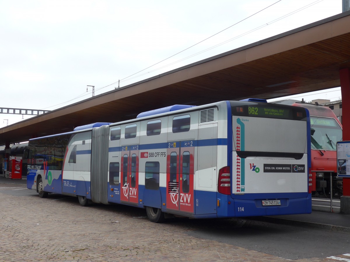 (156'205) - VZO Gr�ningen - Nr. 114/ZH 745'114 - Mercedes am 28. Oktober 2014 beim Bahnhof Wetzikon