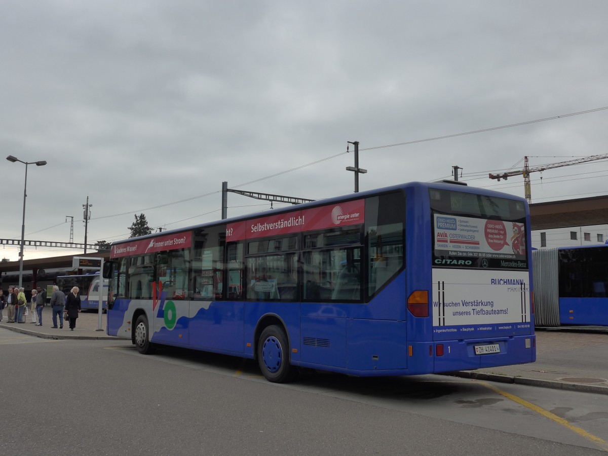 (156'206) - VZO Gr�ningen - Nr. 1/ZH 41'401 - Mercedes am 28. Oktober 2014 beim Bahnhof Wetzikon
