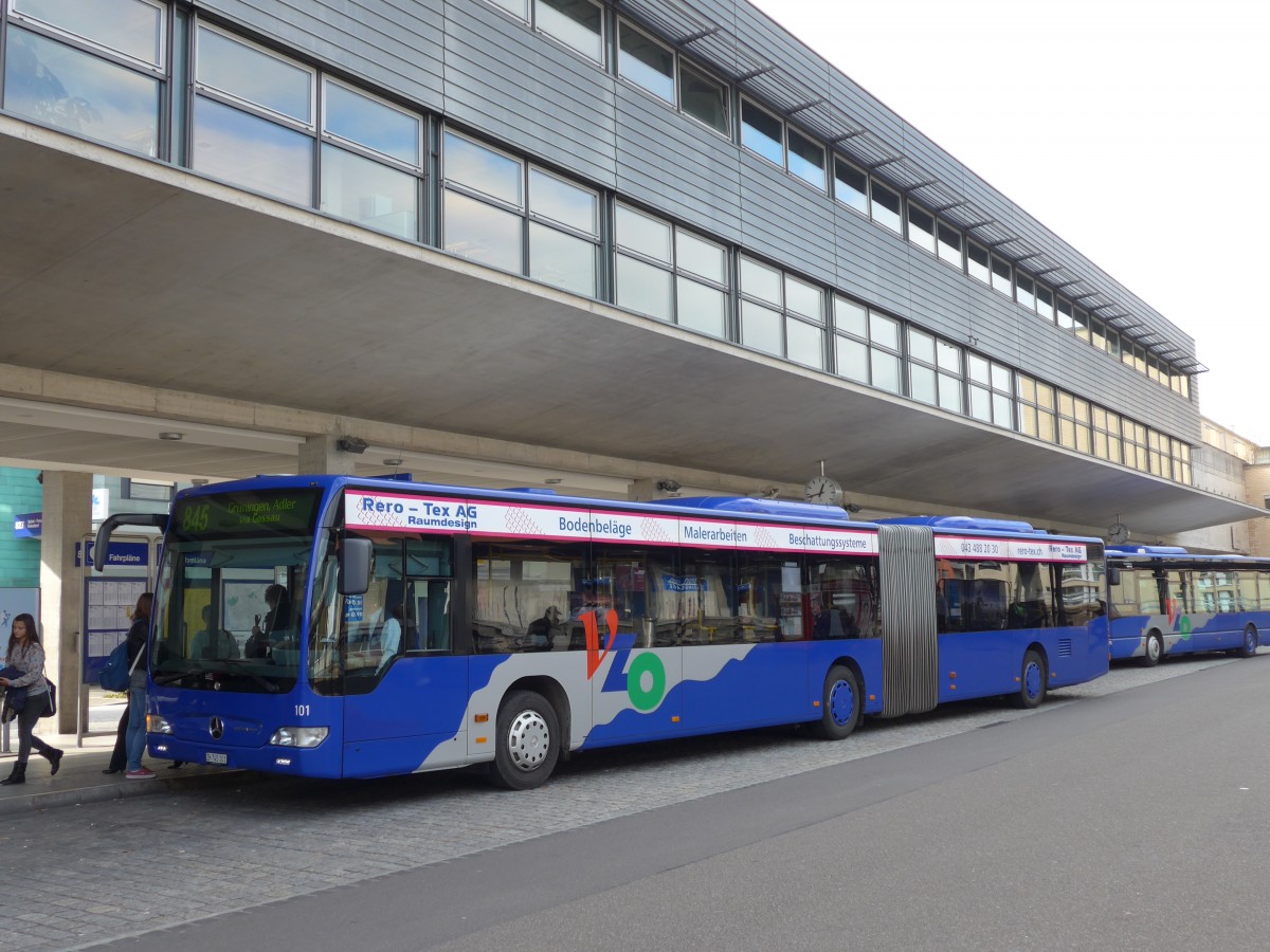 (156'245) - VZO Gr�ningen - Nr. 101/ZH 745'101 - Mercedes am 28. oktober 2014 beim Bahnhof Uster