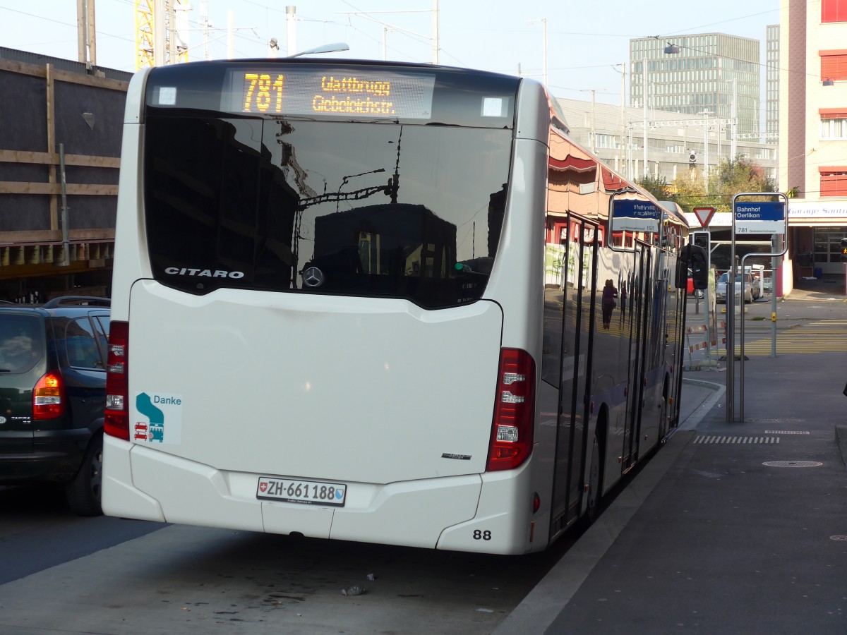 (156'292) - Welti-Furrer, Z�rich - Nr. 88/ZH 661'188 - Mercedes am 28. Oktober 2014 beim Bahnhof Z�rich-Oerlikon