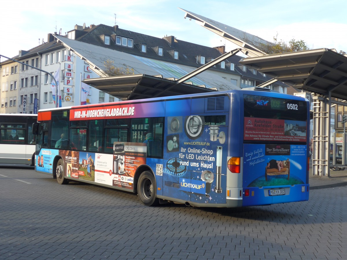 (157'309) - M�Bus, M�nchengladbach - Nr. 502/MG-XX 382 - Mercedes am 22. November 2014 beim Hauptbahnhof M�nchengladbach