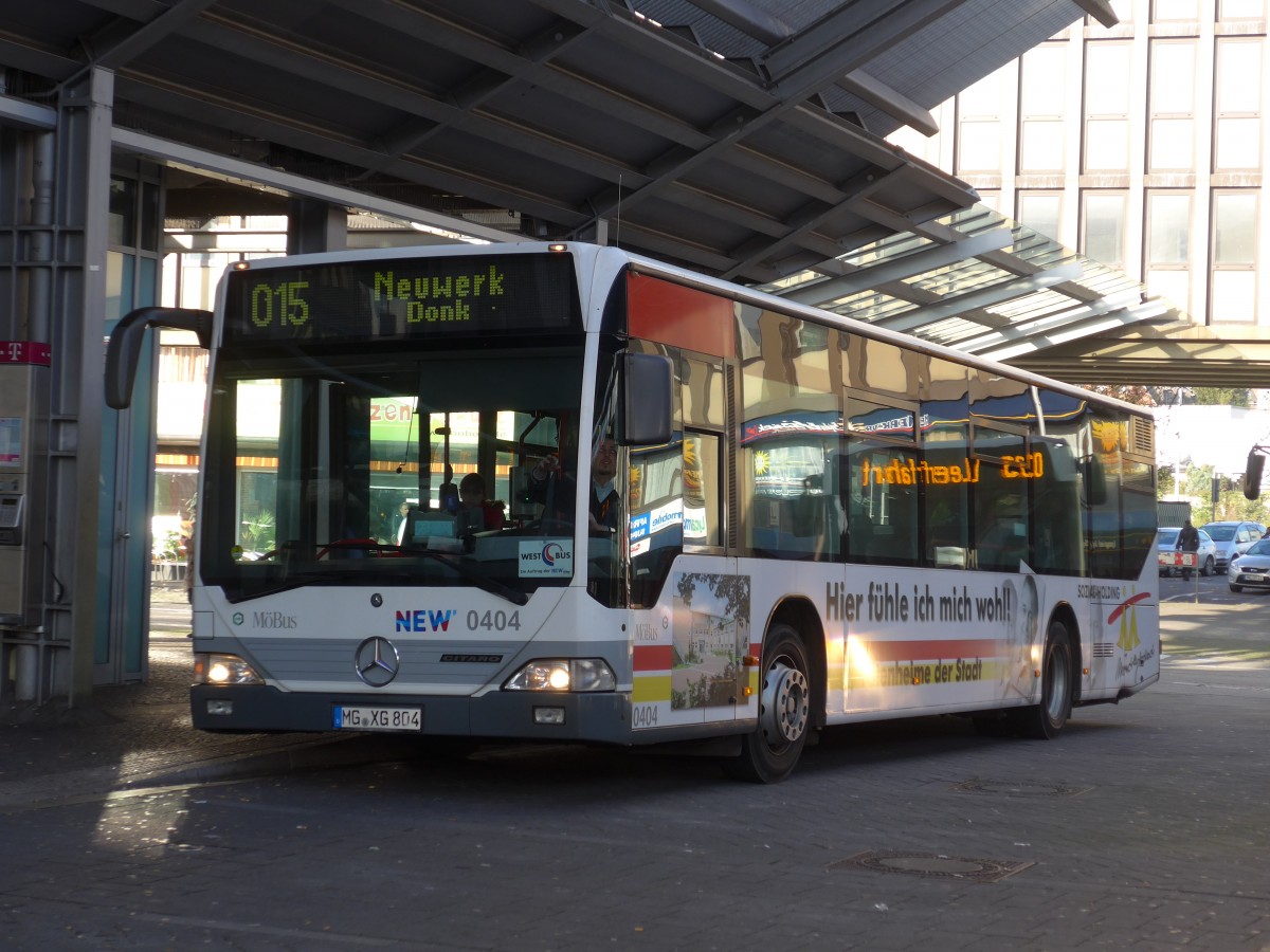 (157'324) - M�Bus, M�nchengladbach - Nr. 404/MG-XG 804 - Mercedes am 22. November 2014 beim Hauptbahnhof M�nchengladbach