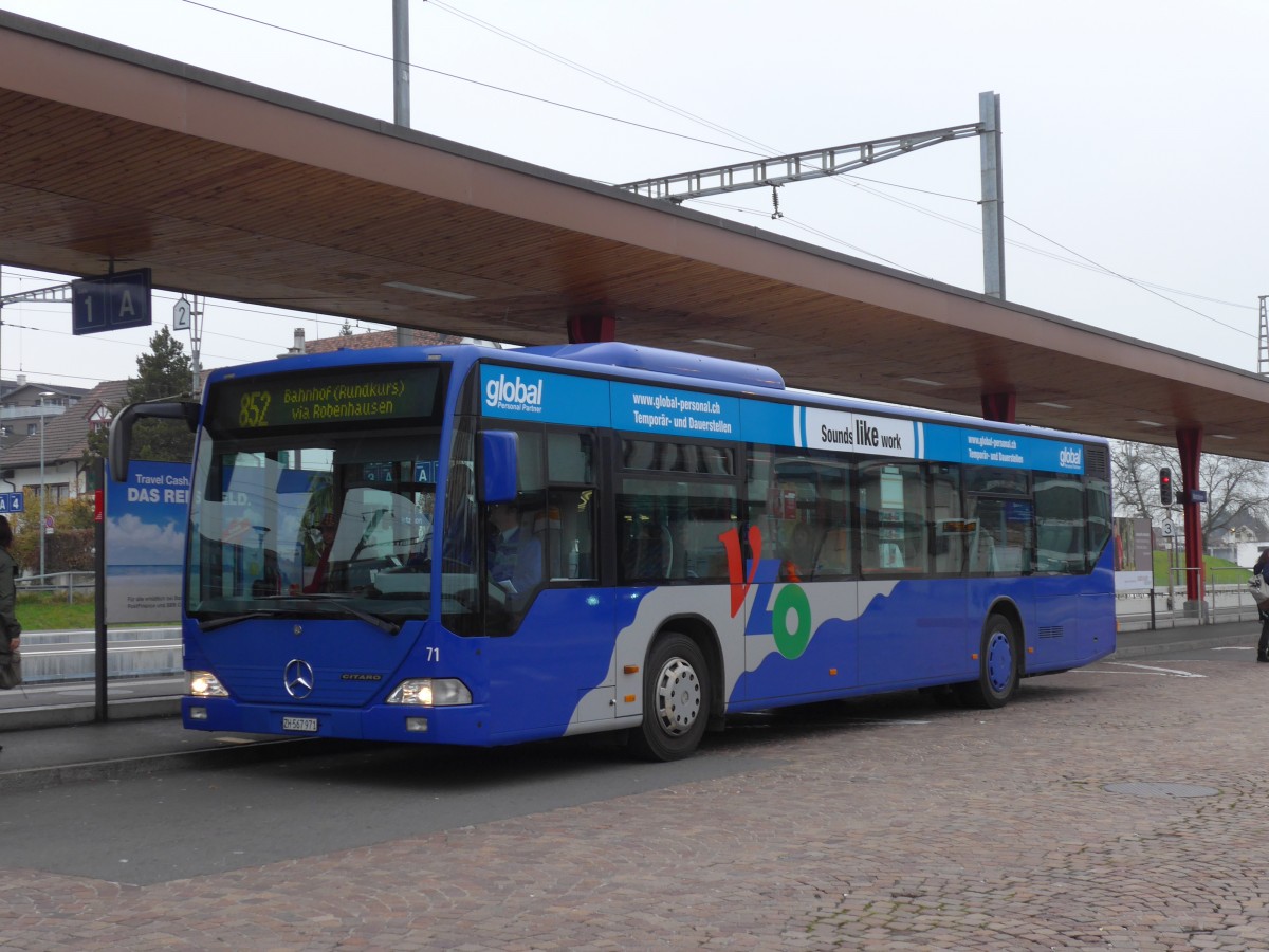 (157'544) - VZO Gr�ningen - Nr. 71/ZH 567'971 - Mercedes am 26. November 2014 beim Bahnhof Wetzikon
