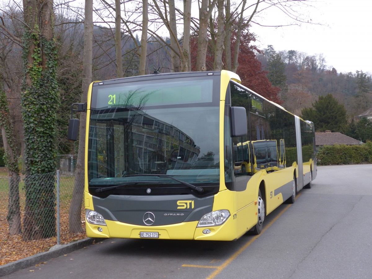 (157'686) - STI Thun - Nr. 171/BE 752'171 - Mercedes am 7. Dezember 2014 bei der Schiffl�ndte Thun