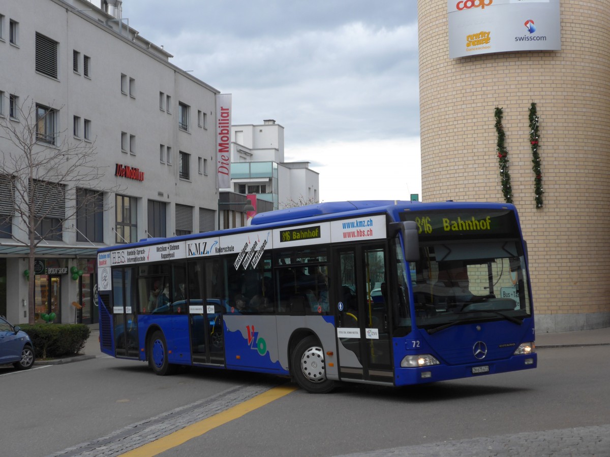 (157'764) - VZO Gr�ningen - Nr. 72/ZH 675'472 - Mercedes am 14. Dezember 2014 beim Bahnhof Uster