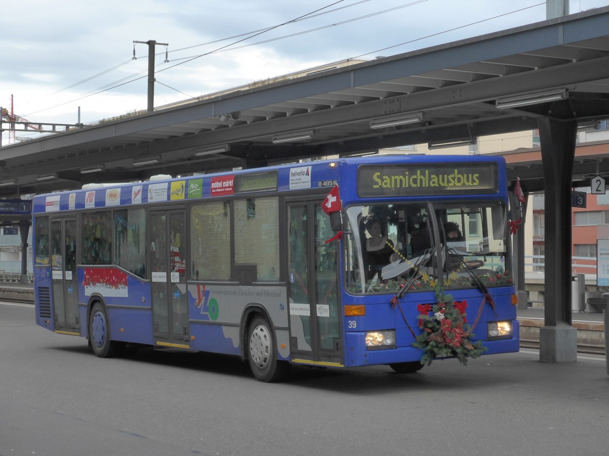 (157'767) - VZO Gr�ningen - Nr. 39/ZH 242'853 - Mercedes (ex Schneider, Meilen Nr. 7) am 14. Dezember 2014 beim Bahnhof Uster