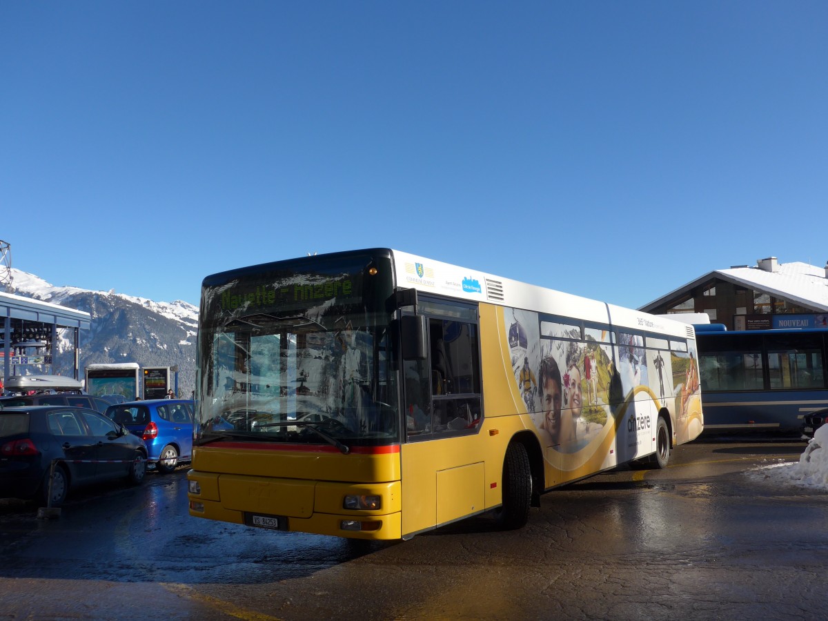 (158'066) - Buchard, Leytron - Nr. 92/VS 84'253 - MAN (ex TN Neuch�tel Nr. 224) am 1. Januar 2015 in Anz�re, T�l�cabine