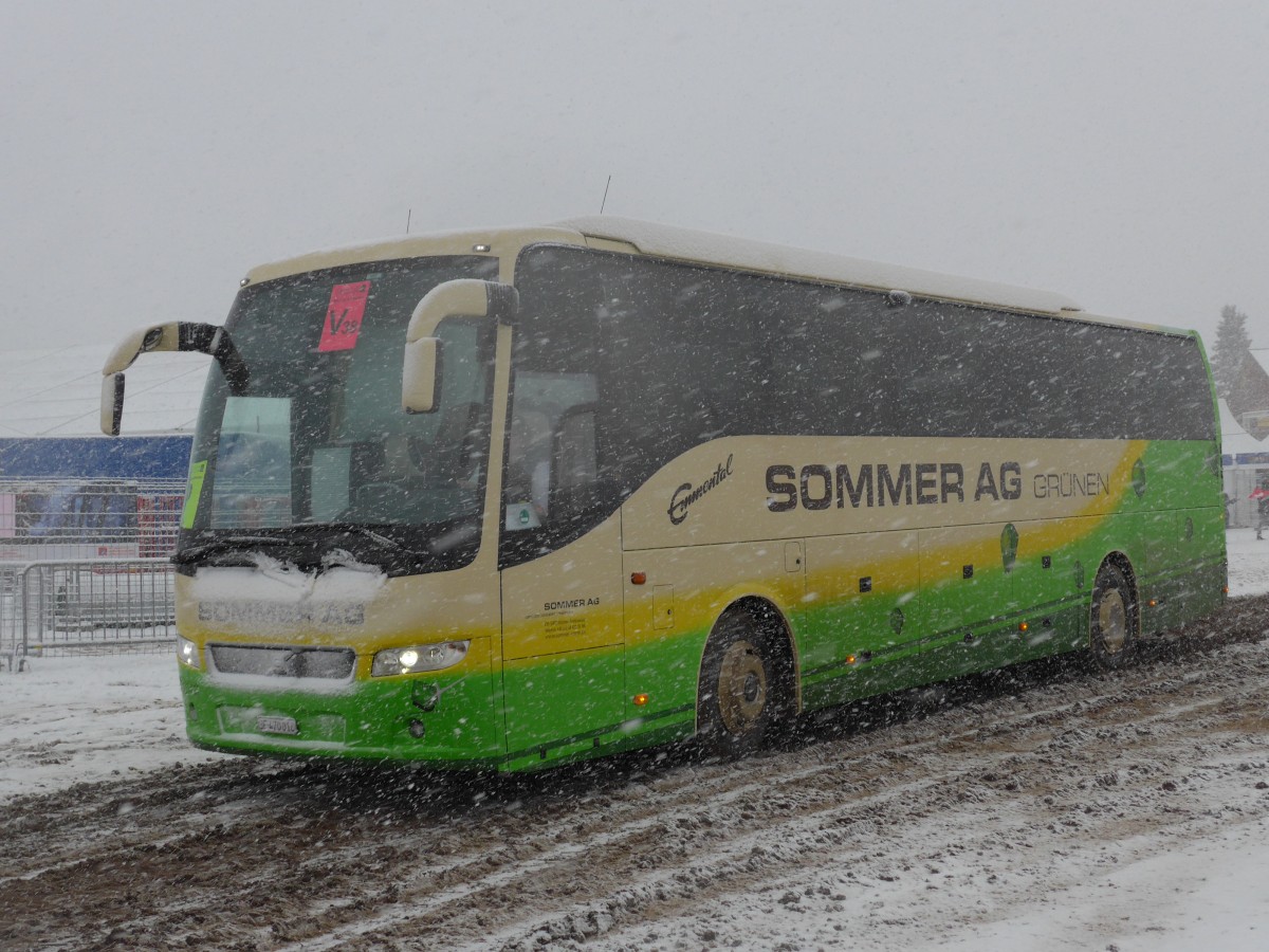 (158'257) - Sommer, Gr�nen - BE 470'018 - Volvo am 11. Januar 2015 in Adelboden, Weltcup