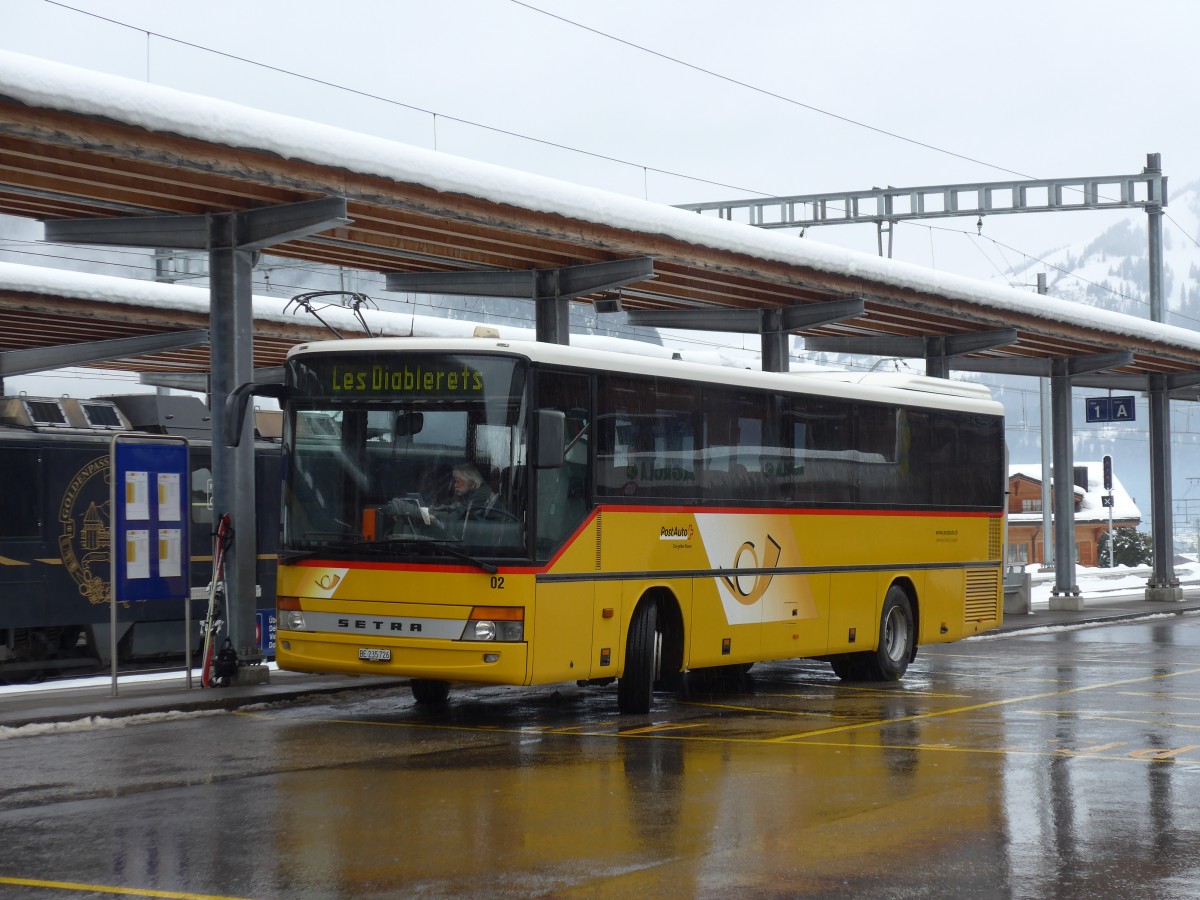 (158'870) - K�bli, Gstaad - Nr. 2/BE 235'726 - Setra am 23. Februar 2015 beim Bahnhof Gstaad