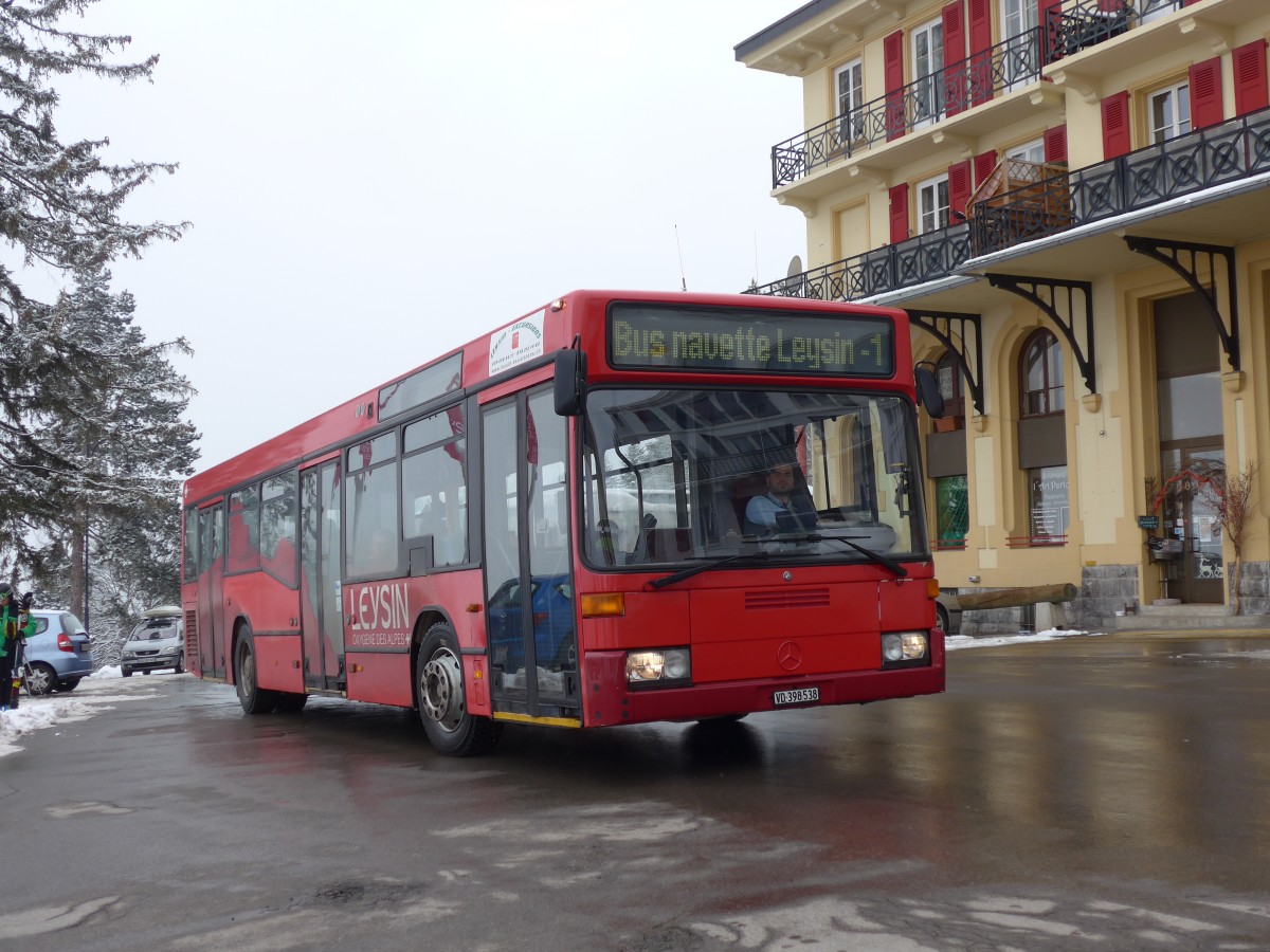 (158'908) - Leysin-Excursions, Leysin - VD 398'538 - Mercedes (ex Krada, D-B�blingen; ex VAG Freiburg/D Nr. 841) am 28. Februar 2015 beim Bahnhof Leysin-Feydey