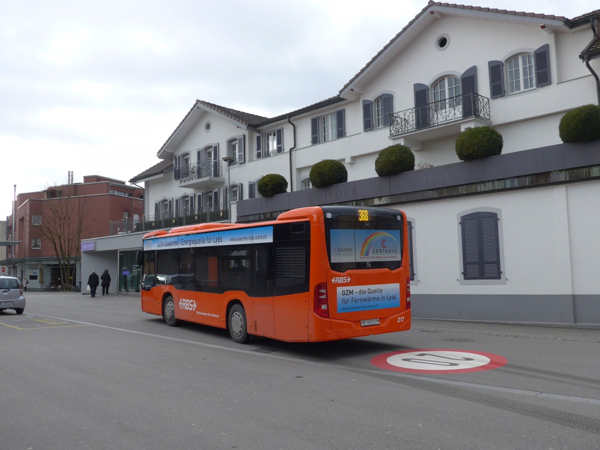(158'936) RBS Worblaufen - Nr. 217/BE 800'217 - Mercedes am 2. M�rz 2015 beim Bahnhof Lyss