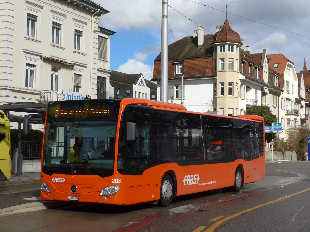 (159'016) - RBS Worblaufen - Nr. 203/BE 800'203 - Mercedes am 2. M�rz 2015 beim Hauptbahnhof Solothurn