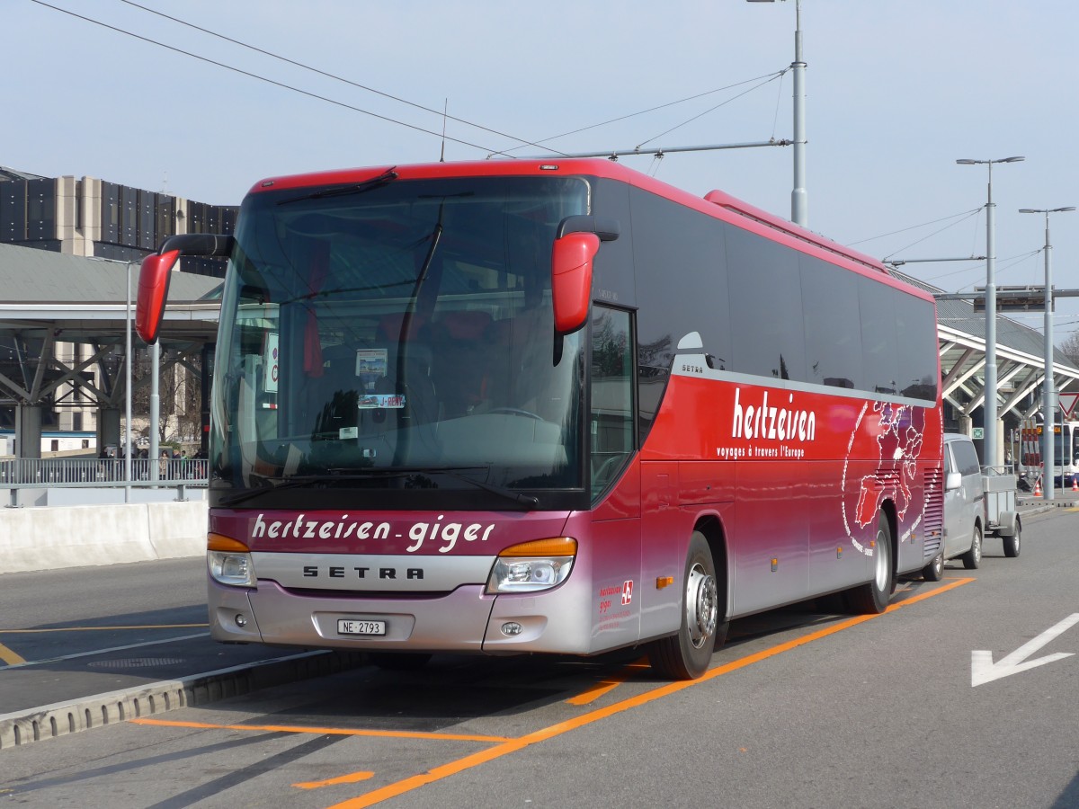 (159'071) - Giger, La Chaux-de-Fonds - NE 2793 - Setra am 14. M�rz 2015 in Gen�ve, A�roport