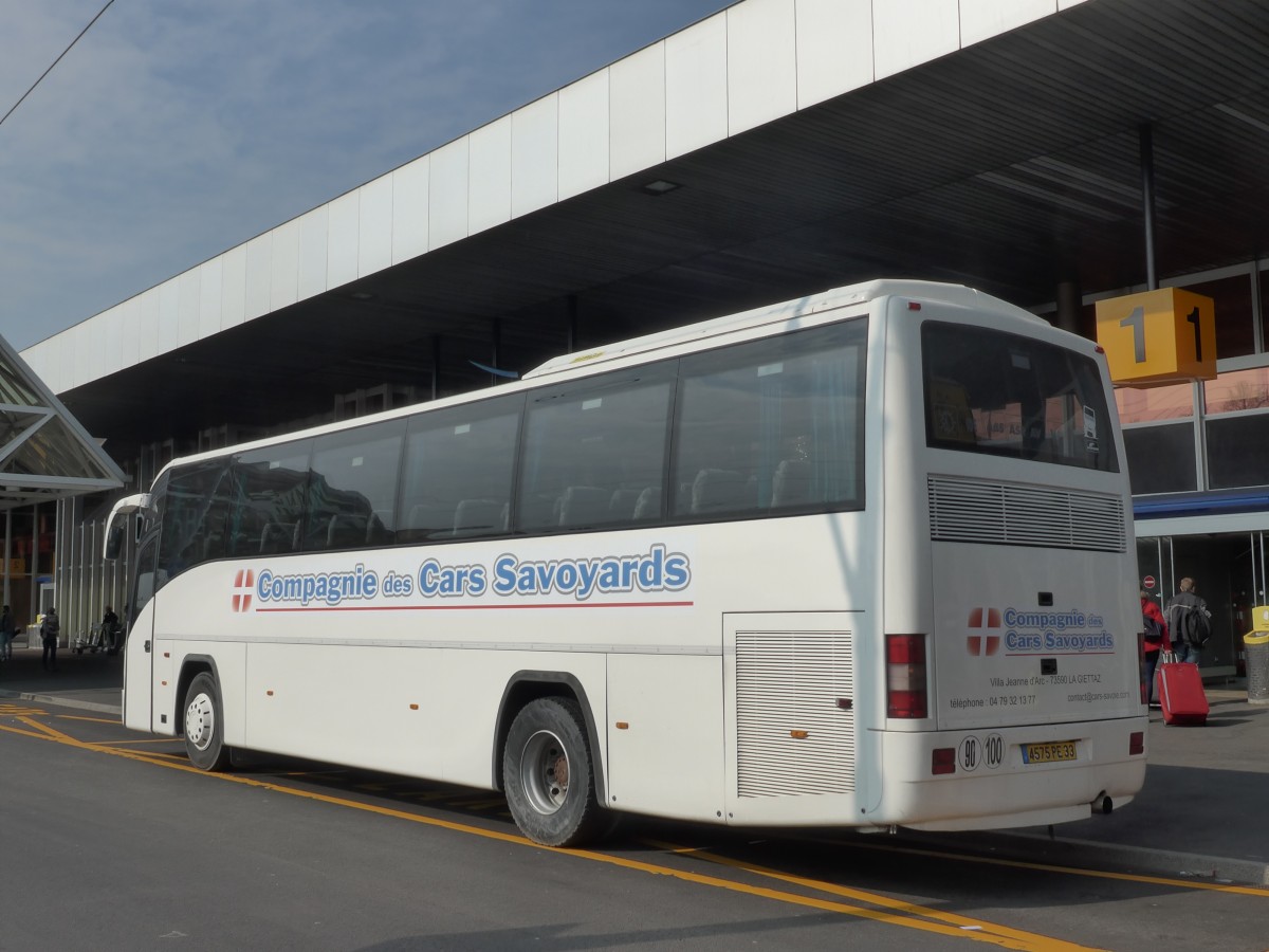 (159'075) - Aus Frankreich: Compagnie des Cars Savoyards, Giettaz - 4575 PE 33 - Hispano am 14. M�rz 2015 in Gen�ve, A�roport