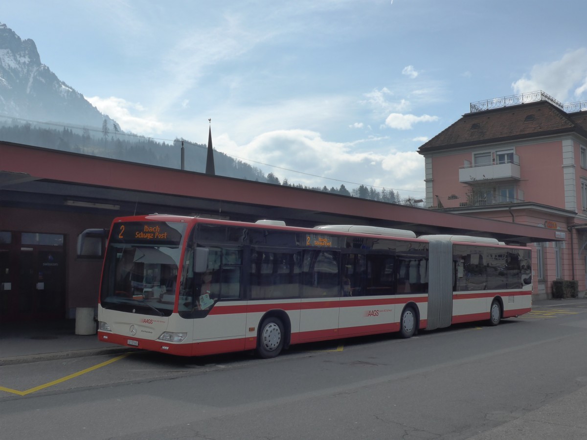 (159'222) - AAGS Schwyz - Nr. 40/SZ 57'340 - Mercedes am 17. M�rz 2015 beim Bahnhof Brunnen