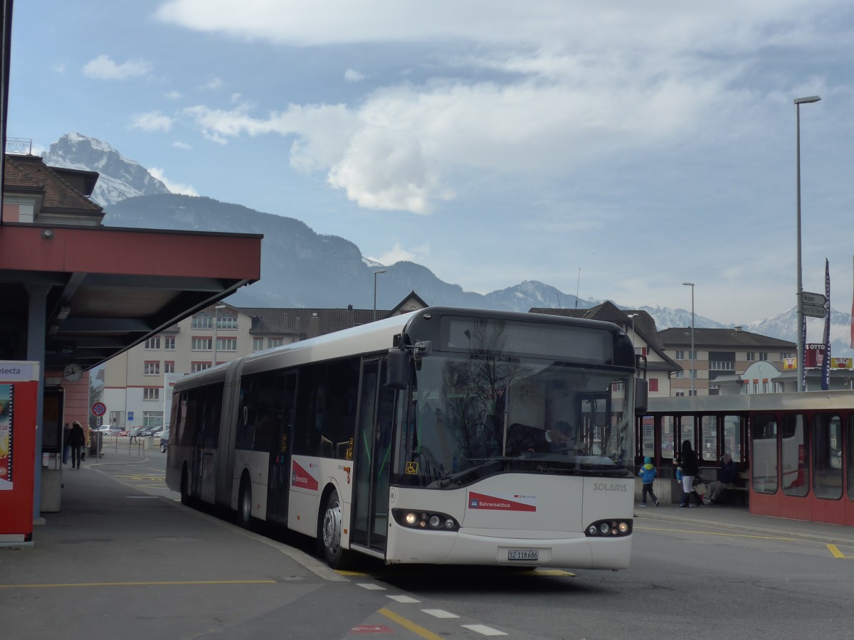 (159'225) - AAGS Schwyz - Nr. 86/SZ 118'686 - Solaris (ex VR La Chaux-de-Fonds Nr. 262) am 17. M�rz 2015 beim Bahnhof Brunnen