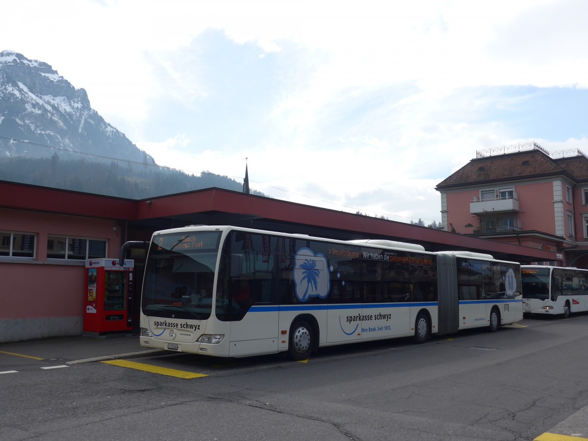 (159'235) - AAGS Schwyz - Nr. 34/SZ 53'434 - Mercedes am 17. M�rz 2015 beim Bahnhof Brunnen