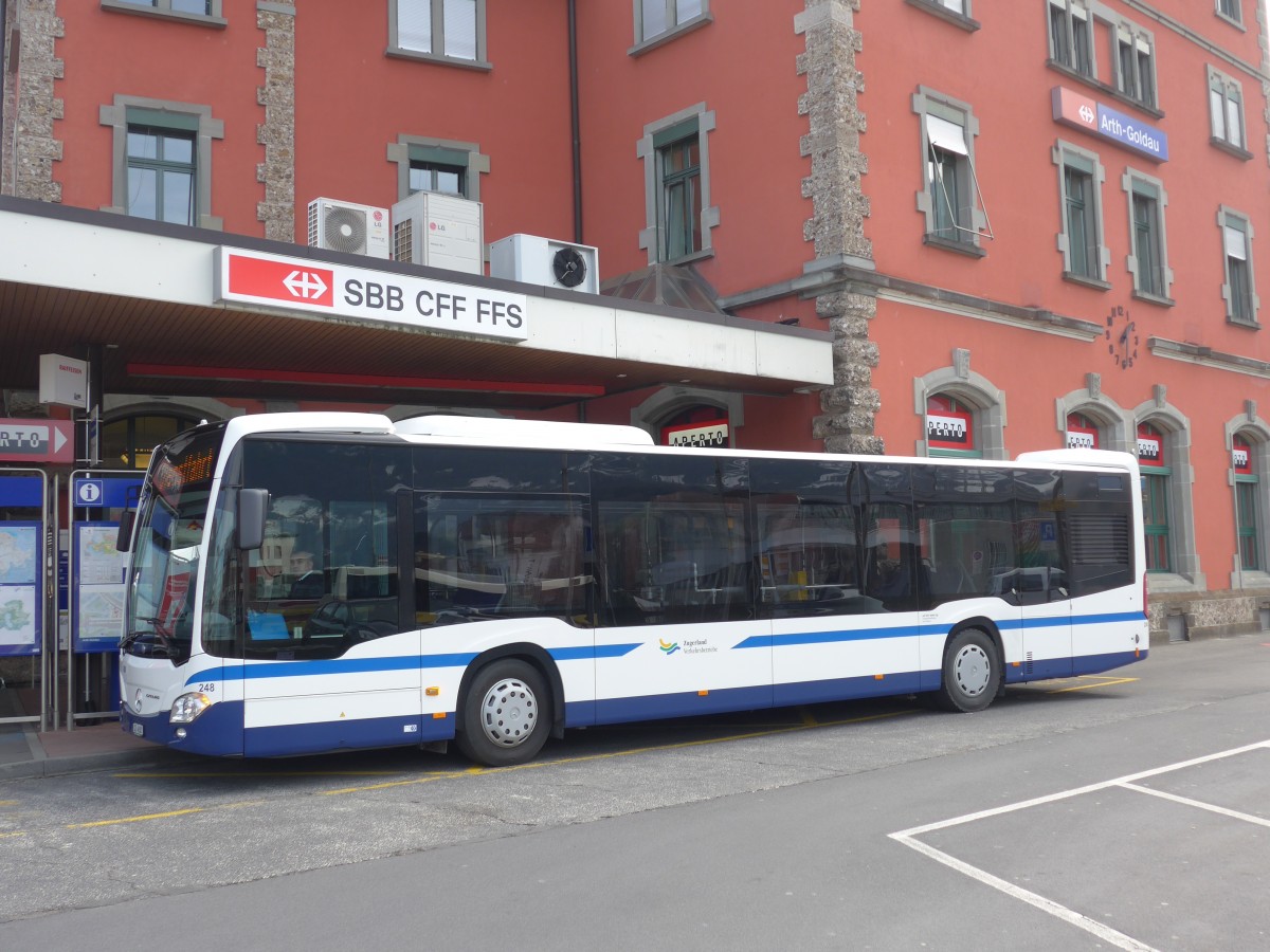 (159'260) - Auf der Maur, Steinen - Nr. 248/SZ 4638 - Mercedes am 17. M�rz 2015 beim Bahnhof Arth-Goldau