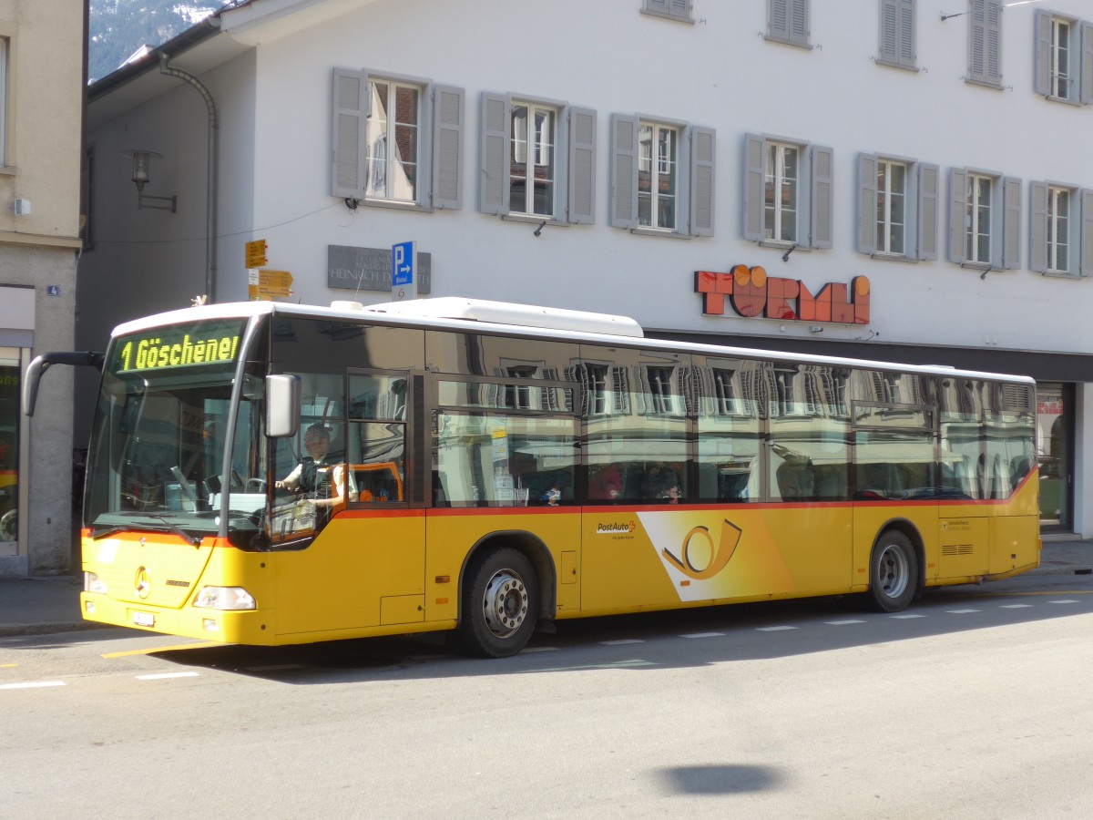 (159'292) - Mattli, Wassen - UR 9261 - Mercedes am 18. M�rz 2015 in Altdorf, Telldenkmal
