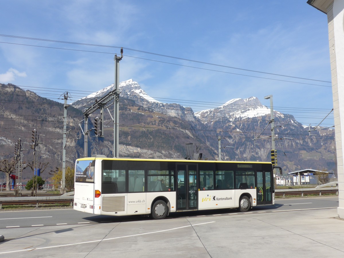 (159'303) - AAGU Altdorf - Nr. 48/UR 9315 - Mercedes am 18. M�rz 2015 in Fl�elen, Hauptplatz