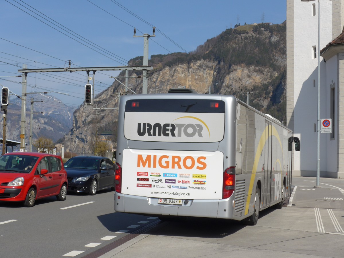 (159'309) - AAGU Altdorf - Nr. 57/UR 9347 - Setra am 18. M�rz 2015 in Fl�elen, Hauptplatz