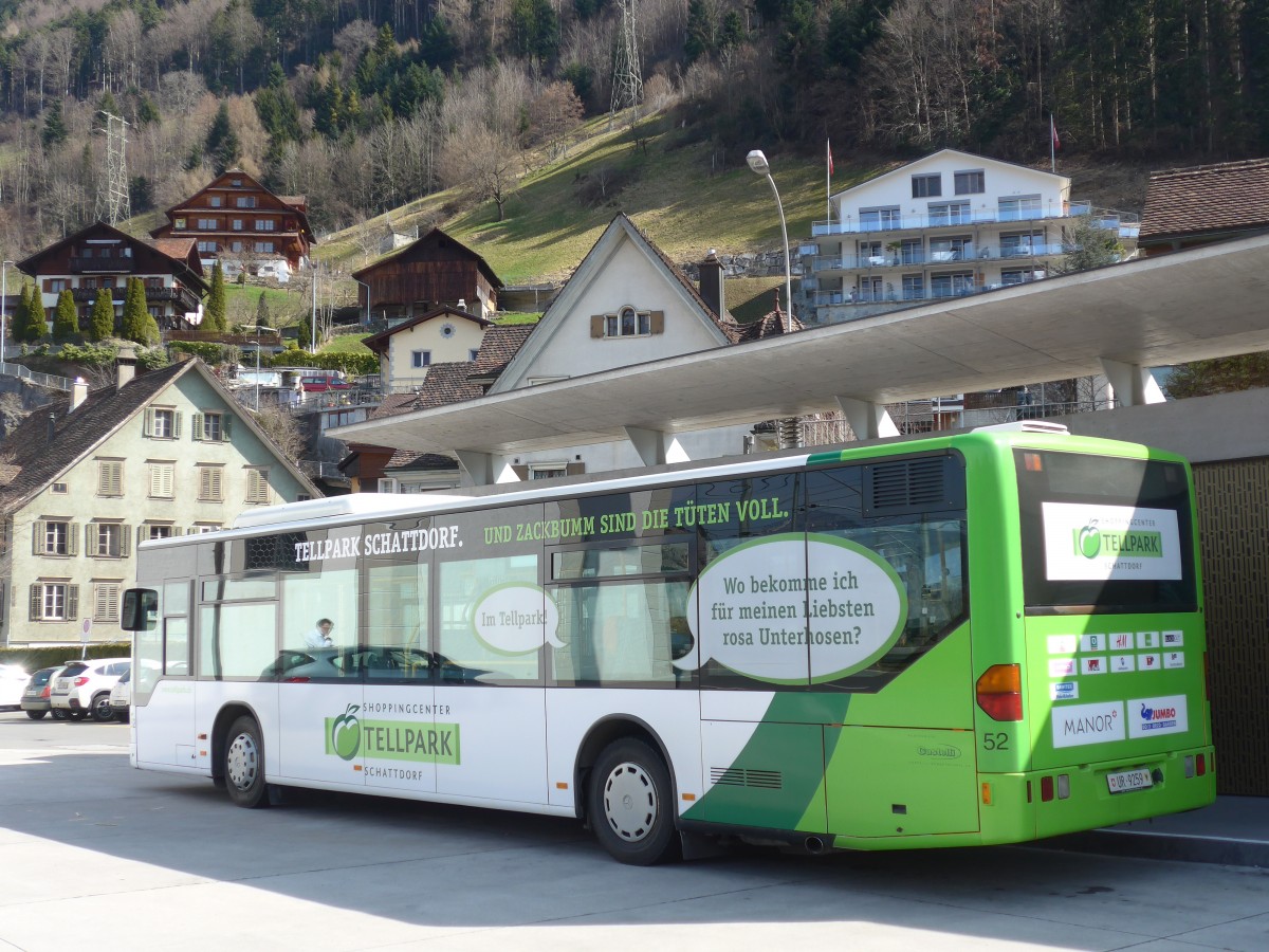 (159'317) - AAGU Altdorf - Nr. 52/UR 9259 - Mercedes am 18. M�rz 2015 in Fl�elen, Hauptplatz