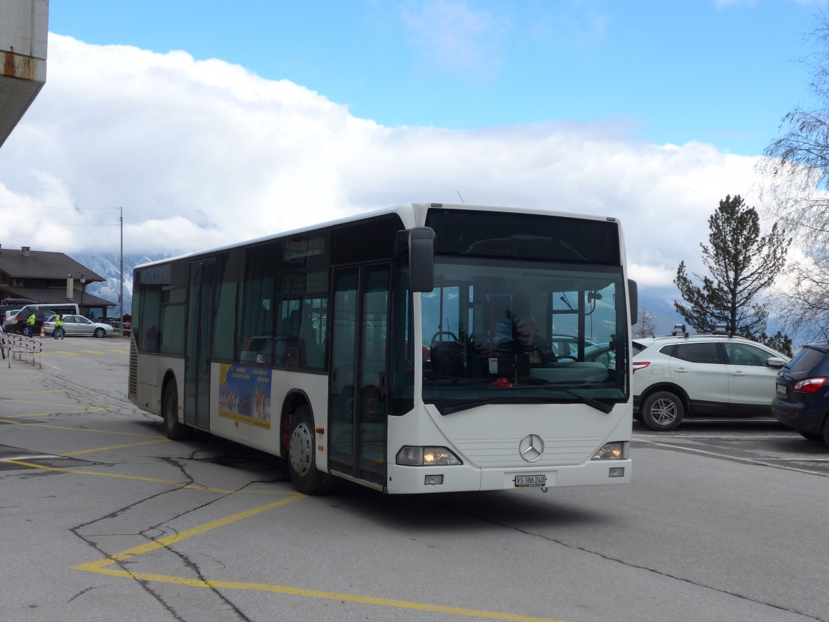 (159'639) - Buchard, Leytron - Nr. 93/VS 386'240 - Mercedes (ex Niederer, Filzbach Nr. 22) am 5. April 2015 in La Tzoumaz, T�l�cabine