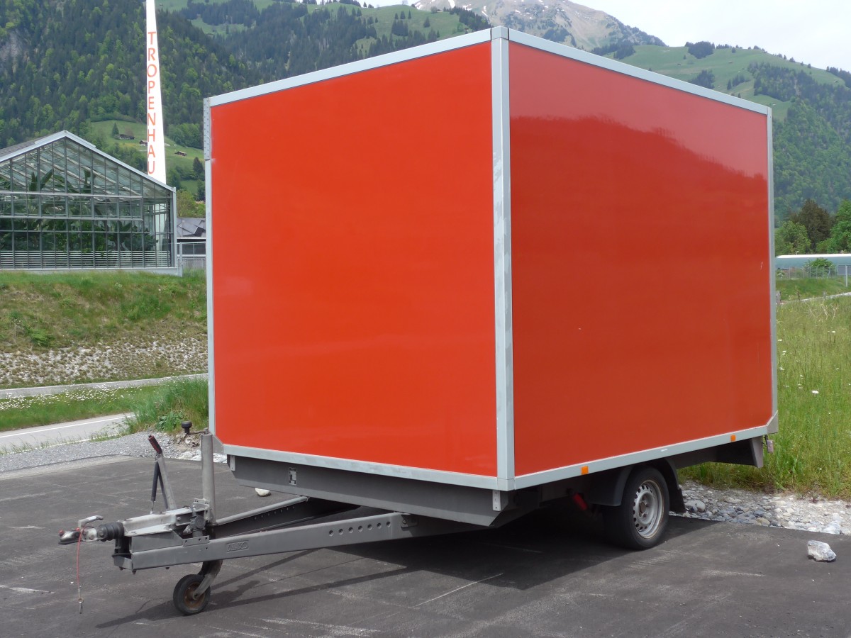 (160'494) - AFA Adelboden - BE 495'606 - Novatecno Gep�ckanh�nger am 14. Mai 2015 in Frutigen, Garage