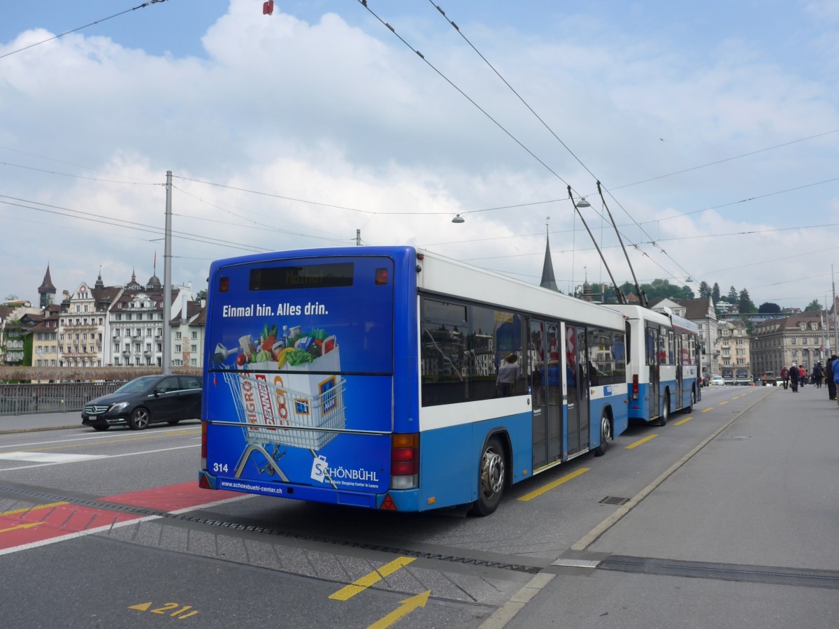 (160'661) - VBL Luzern - Nr. 314 - Lanz+Marti/Hess Personenanh�nger am 22. Mai 2015 in Luzern, Bahnhofbr�cke