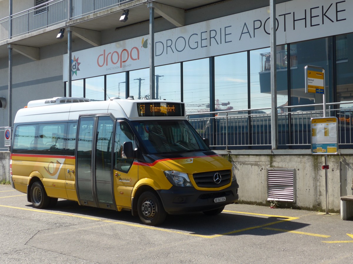 (161'244) - L�di, Uetendorf - BE 561'504 - Mercedes am 28. Mai 2015 beim Bahnhof Uetendorf