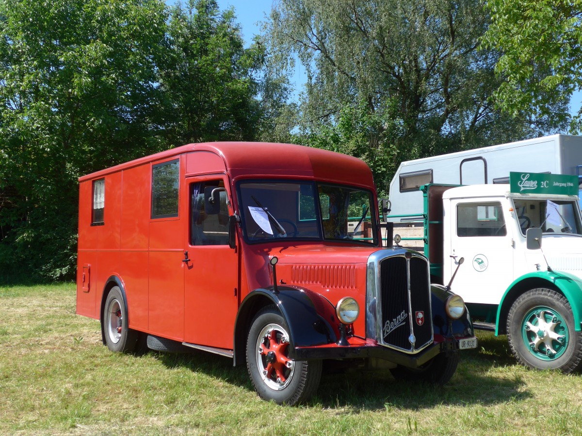 (161'776) - Schuler, Amsteg - UR 9031 - Berna/Hess (ex H�fliger, Luzern; ex M+3143) am 6. Juni 2015 in Thayngen, Saurertreffen