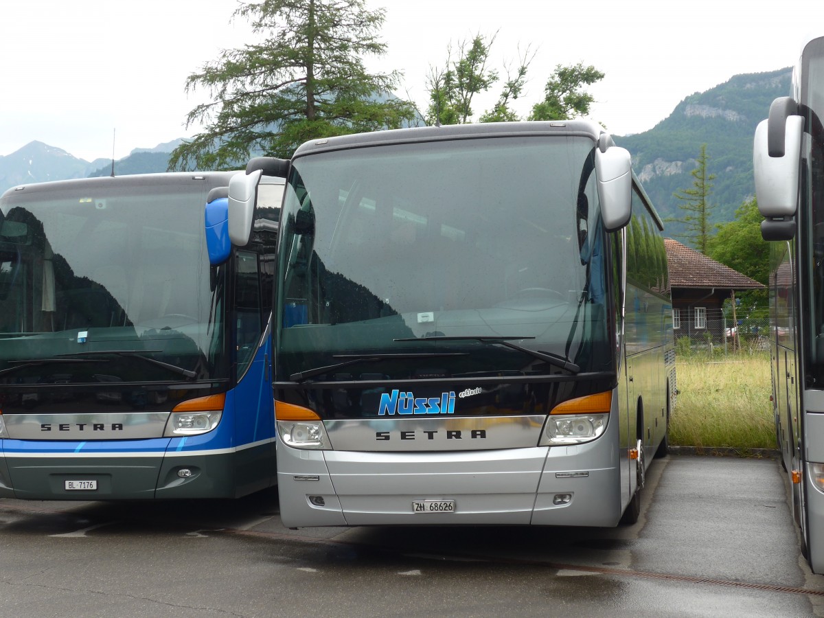 (162'106) - N�ssli, Agasul - ZH 68'626 - Setra am 14. Juni 2015 in Meiringen, Balm