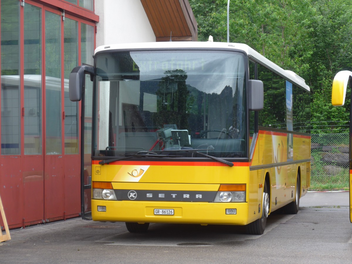 (162'109) - Bus Val M�stair, L� - GR 86'126 - Setra am 14. Juni 2015 in Meiringen, Balm