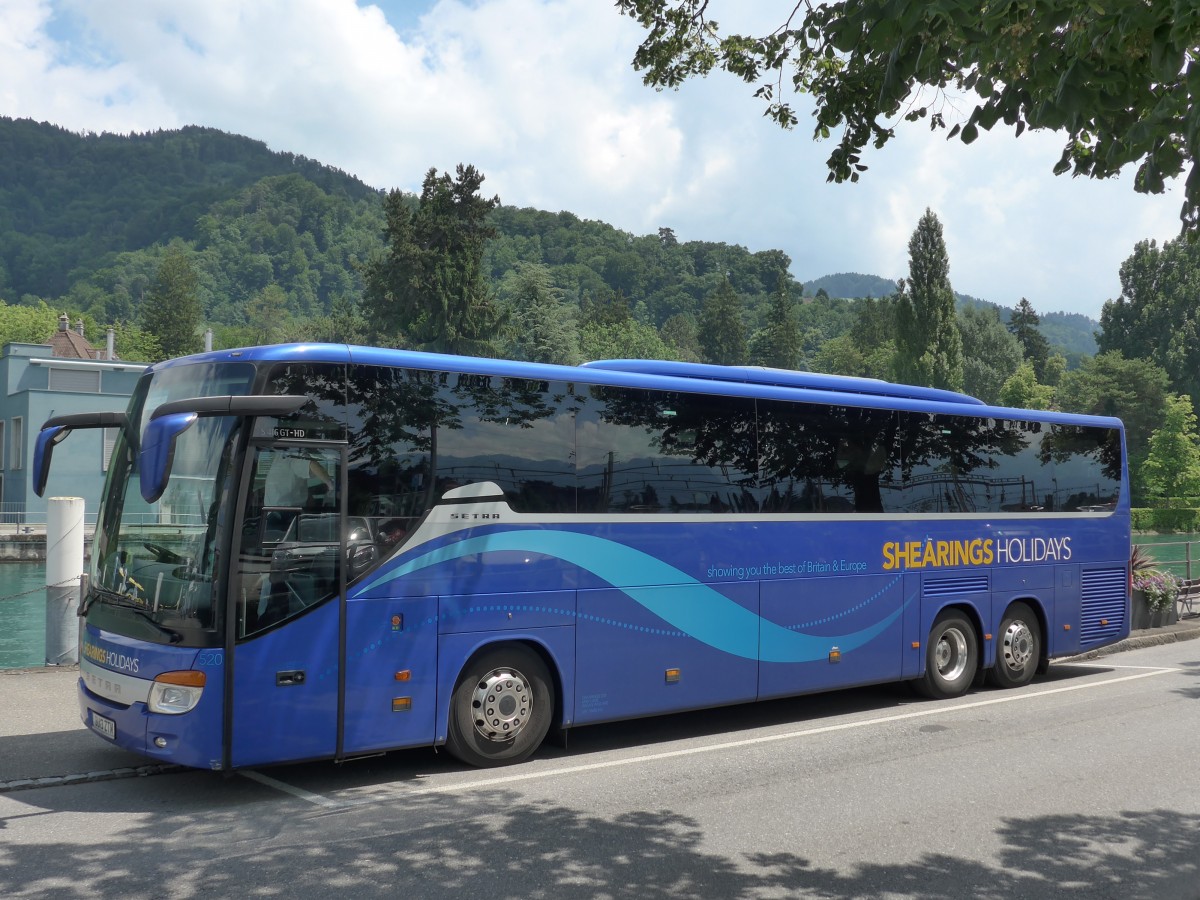(162'177) - Aus England: Shearings, Wigan - Nr. 520/BU13 ZTM - Setra am 17. Juni 2015 bei der Schiffl�ndte Thun