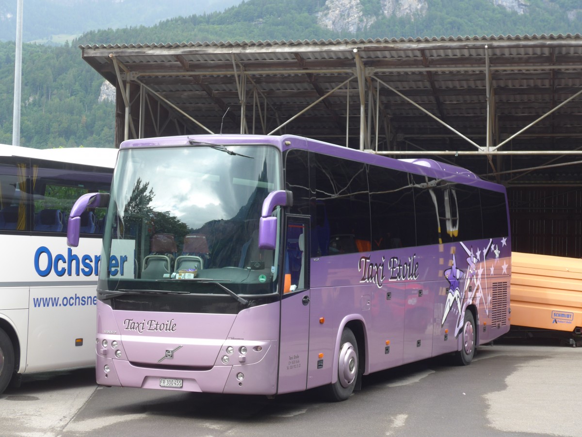(162'360) - Taxi Etoile, Bulle - FR 300'455 - Volvo/Dr�gm�ller am 20. Juni 2015 in Meiringen, Balm