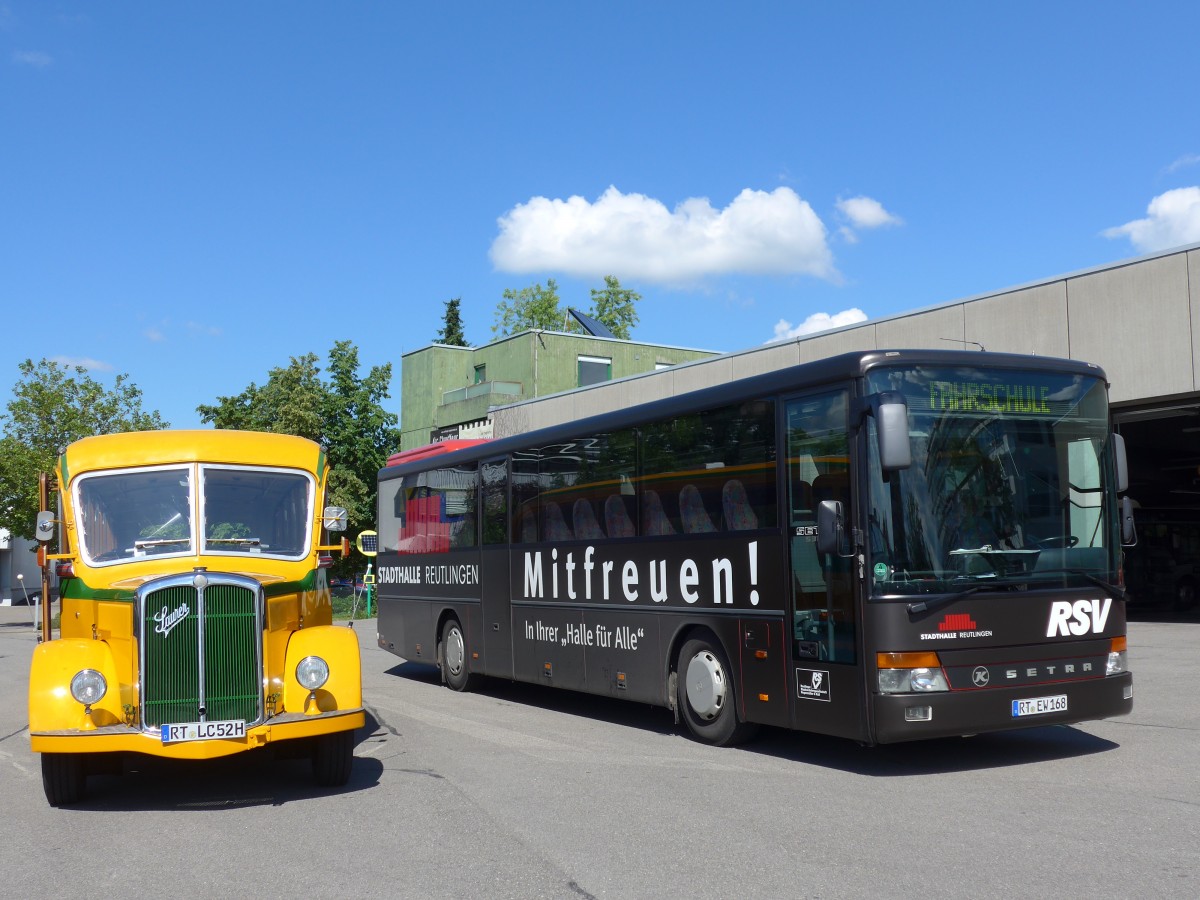 (162'548) - Hogenm�ller, Reutlingen - RT-LC 52H - Saurer/R&J (ex AvH Heimenschwand Nr. 1) + RSV Reutlingen - RT-EW 168 - Setra (ex AFA Adelboden Nr. 24; ex AFA Adelboden Nr. 11) am 24. Juni 2015 in Reutlingen, Betriebshof