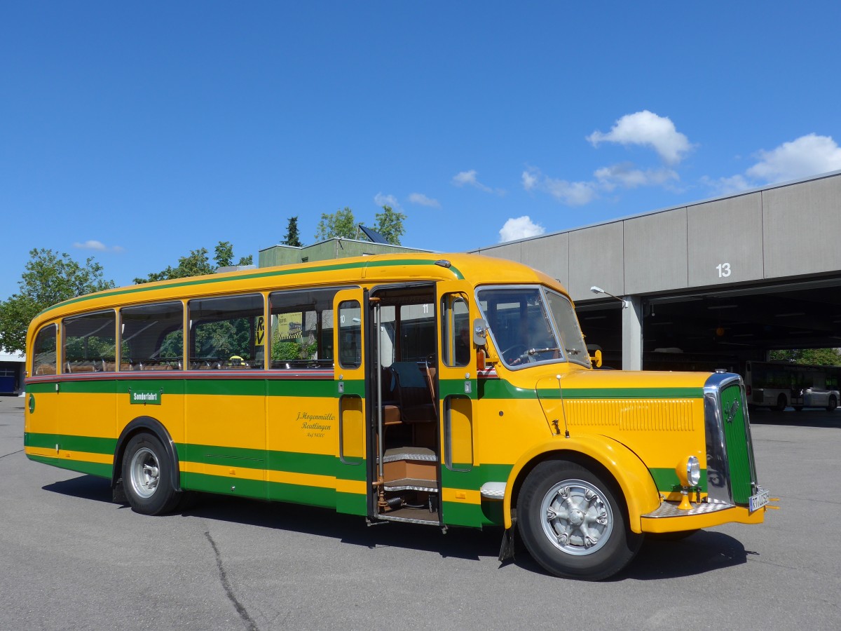 (162'552) - Hogenm�ller, Reutlingen - RT-LC 52H - Saurer/R&J (ex AvH Heimenschwand Nr. 1) am 24. Juni 2015 in Reutlingen, Betriebshof