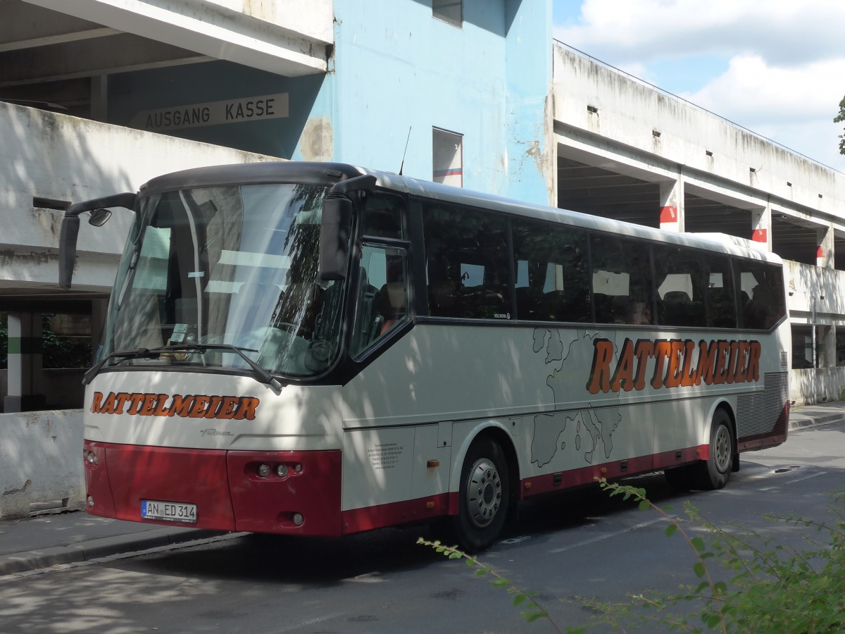 (162'703) - Rattelmeier, Aurach - AN-ED 314 - Bova am 27. Juni 2015 beim Bahnhof W�rzburg
