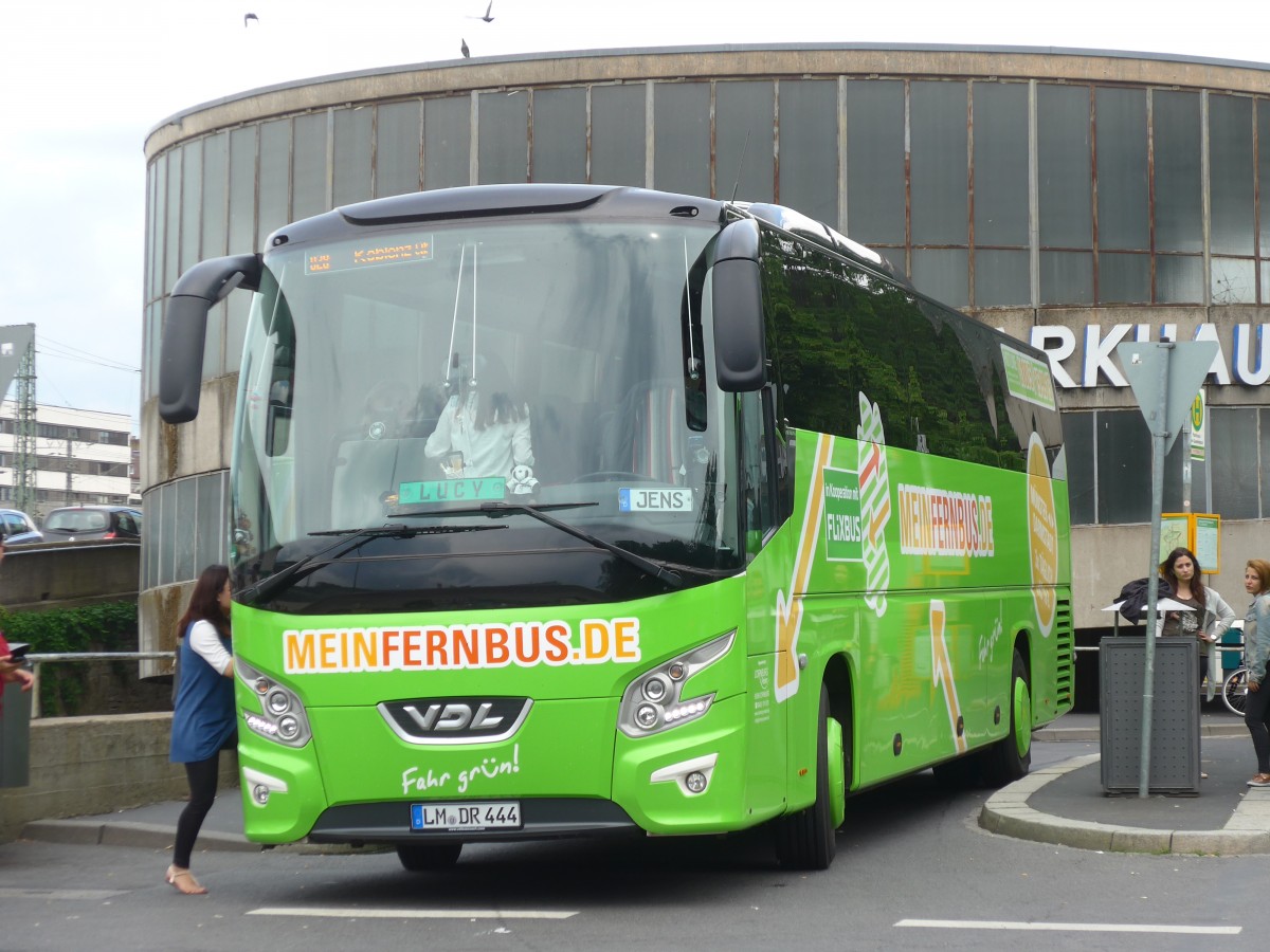 (162'741) - Dornburg Reisen, Dornburg - LM-DR 444 - VDL am 27. Juni 2015 beim Bahnhof W�rzburg