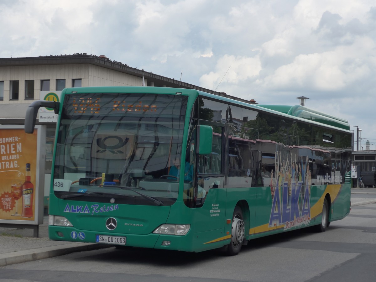 (162'745) - ALKA-Reisen, Schwanfeld - SW-DD 1003 - Mercedes am 27. Juni 2015 beim Bahnhof W�rzburg